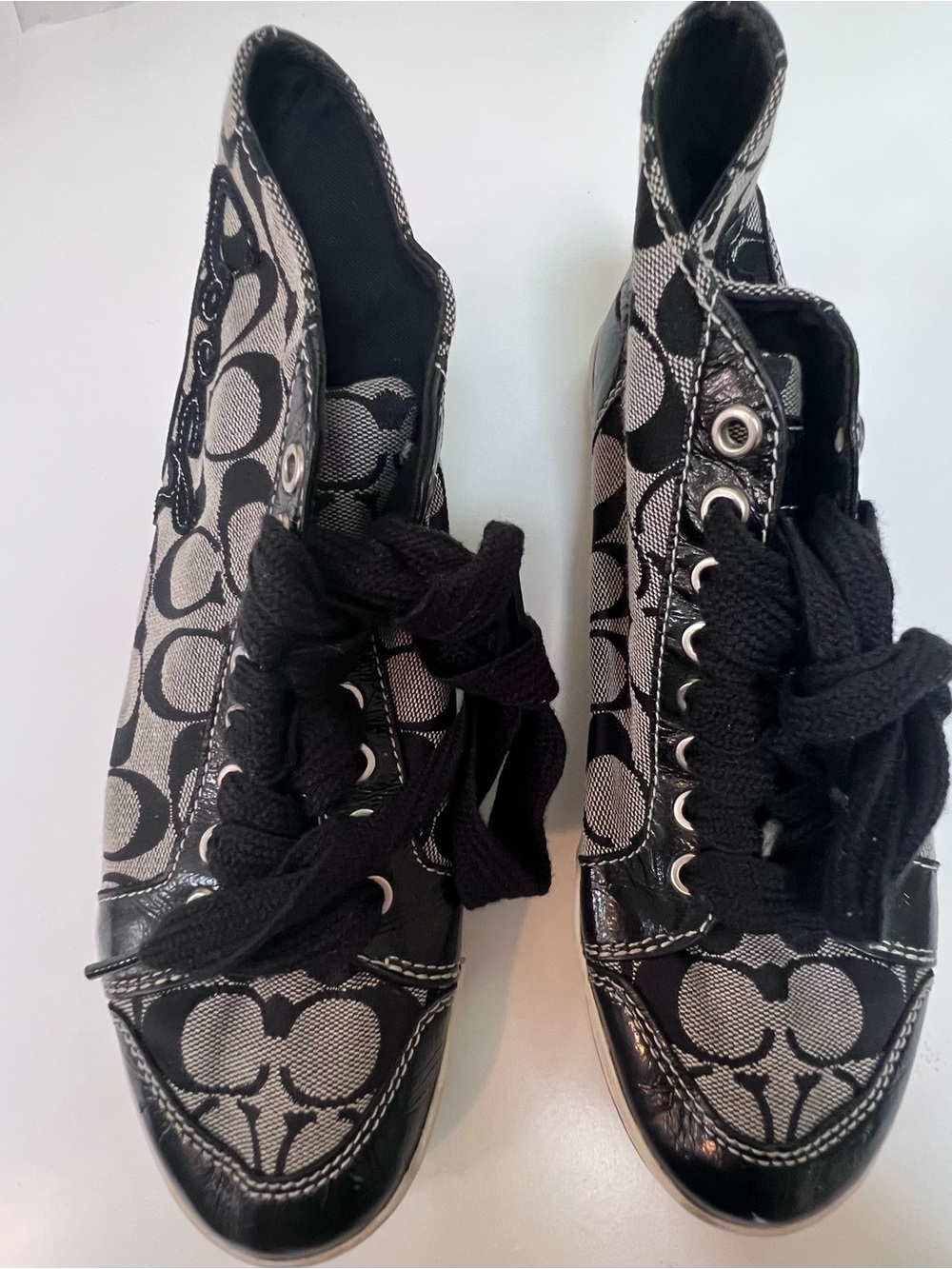 Coach Signature Monogram Brendi Sneakers Shoes Women’s Size 8B